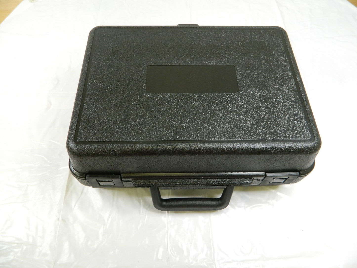 PLATT Clamshell Hard Case: Cubed Foam, 13-1/2" Wide, 5.5" Deep, 5-1/2" High 407