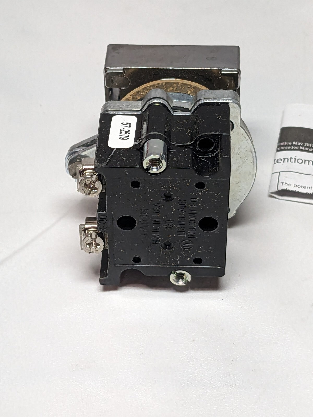 Eaton Cutler-Hammer Compact Pushbutton Indicating Light 28V/120V E30BS