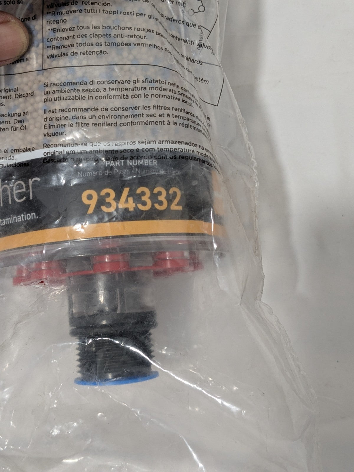 Parker Desiccant Breathers: Thread Standard: MNPT; Diameter (Inch): 3-7/8 934332