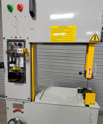 KBC Model 450 18" Vertical Bandsaw  220V/3ph  1HP  Variable Speed  *Never U