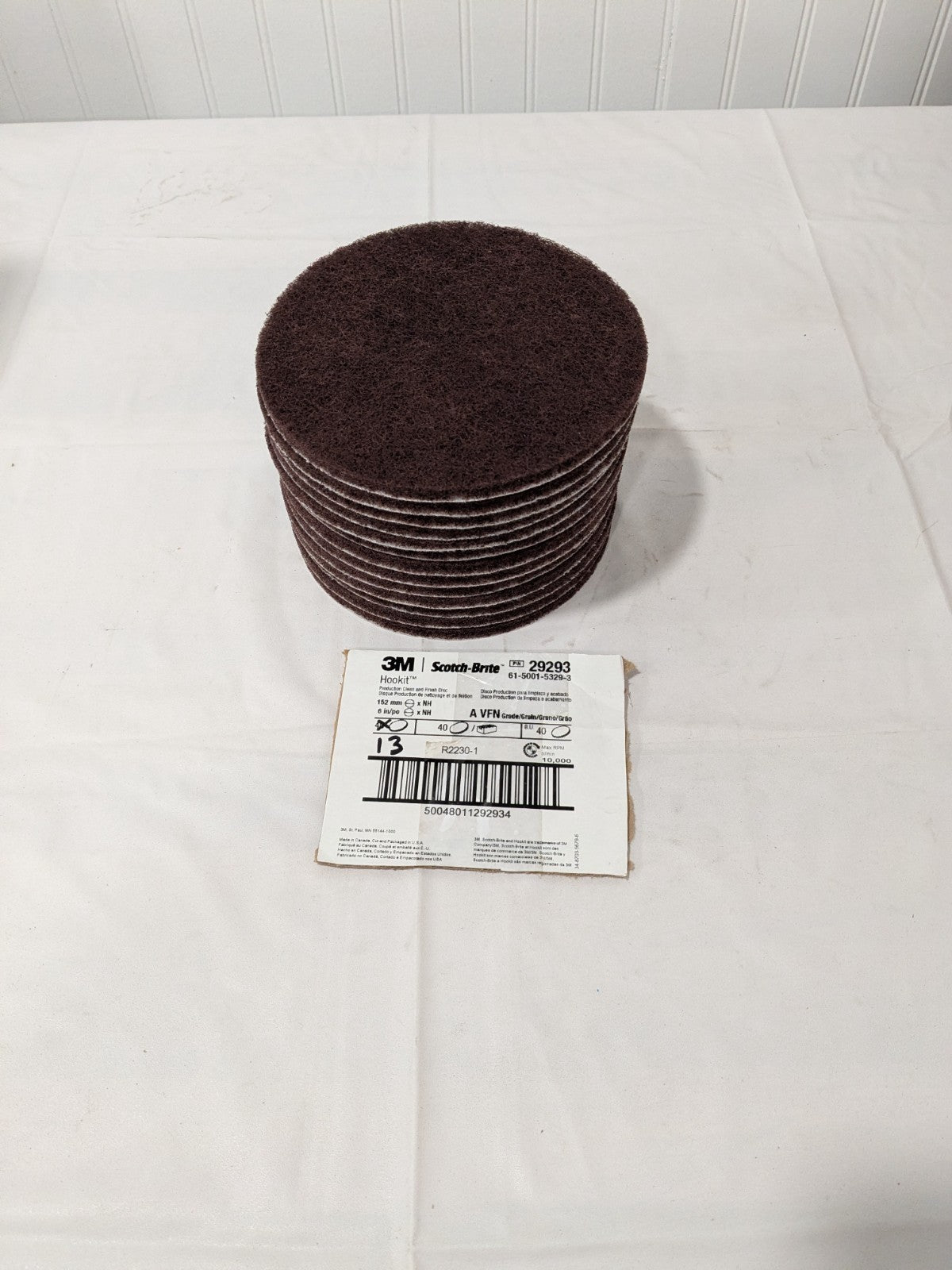3M Hook & Loop Disc: 6" Dia, Non-Woven, Aluminum Oxide Box of 13 7100138329