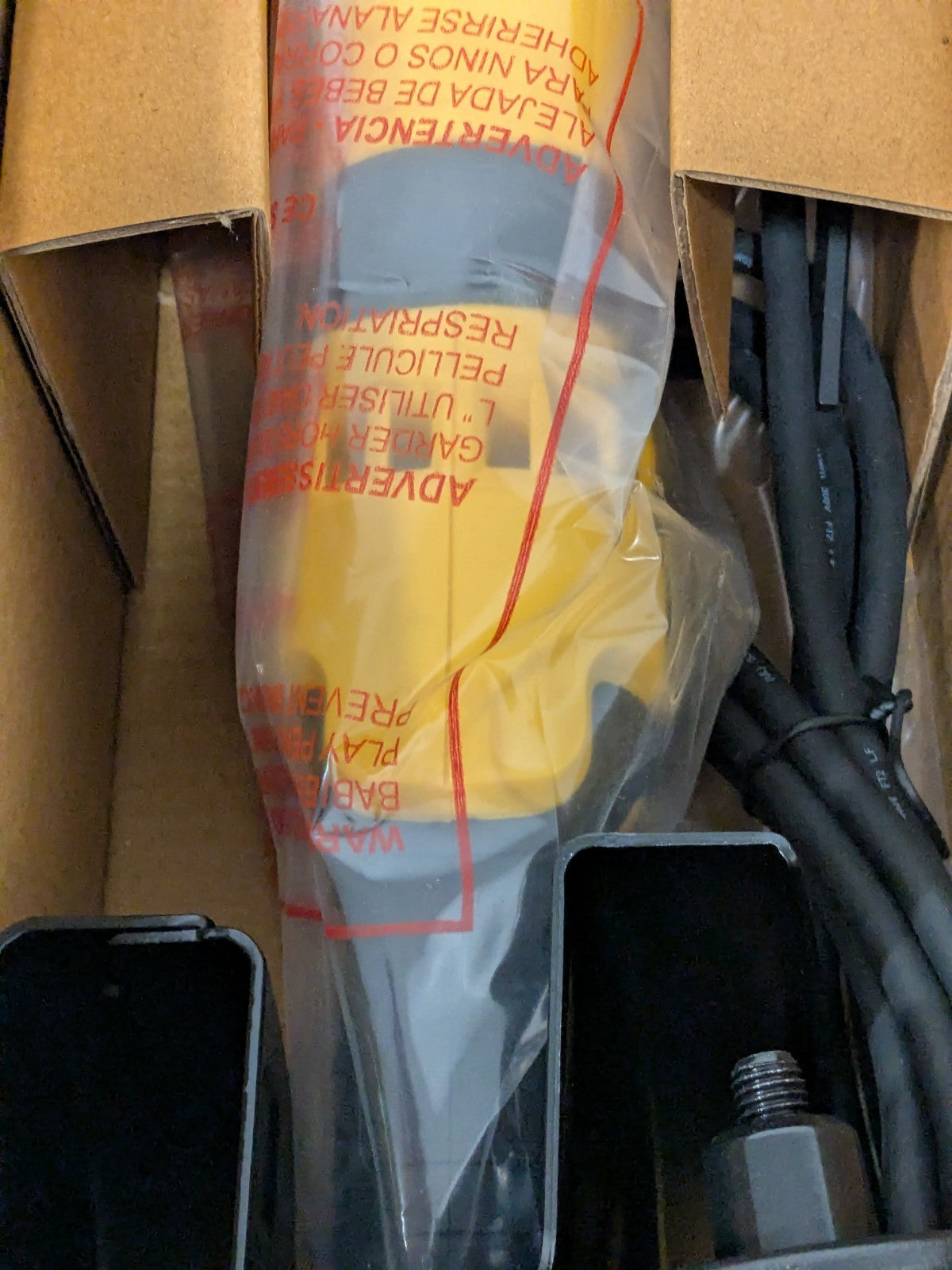 DeWALT 6" Wheel Dia, Corded Angle Grinder 13 Amps DWE43066