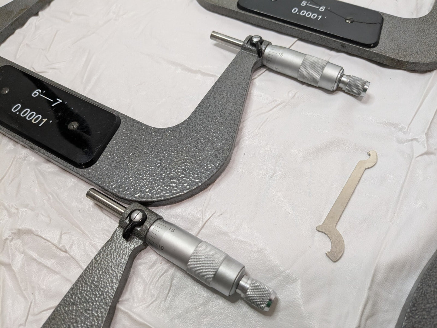 12 PCS Mechanical Outside Micrometer Set 0 - 12" Range W/O Standards INCOMPLETE