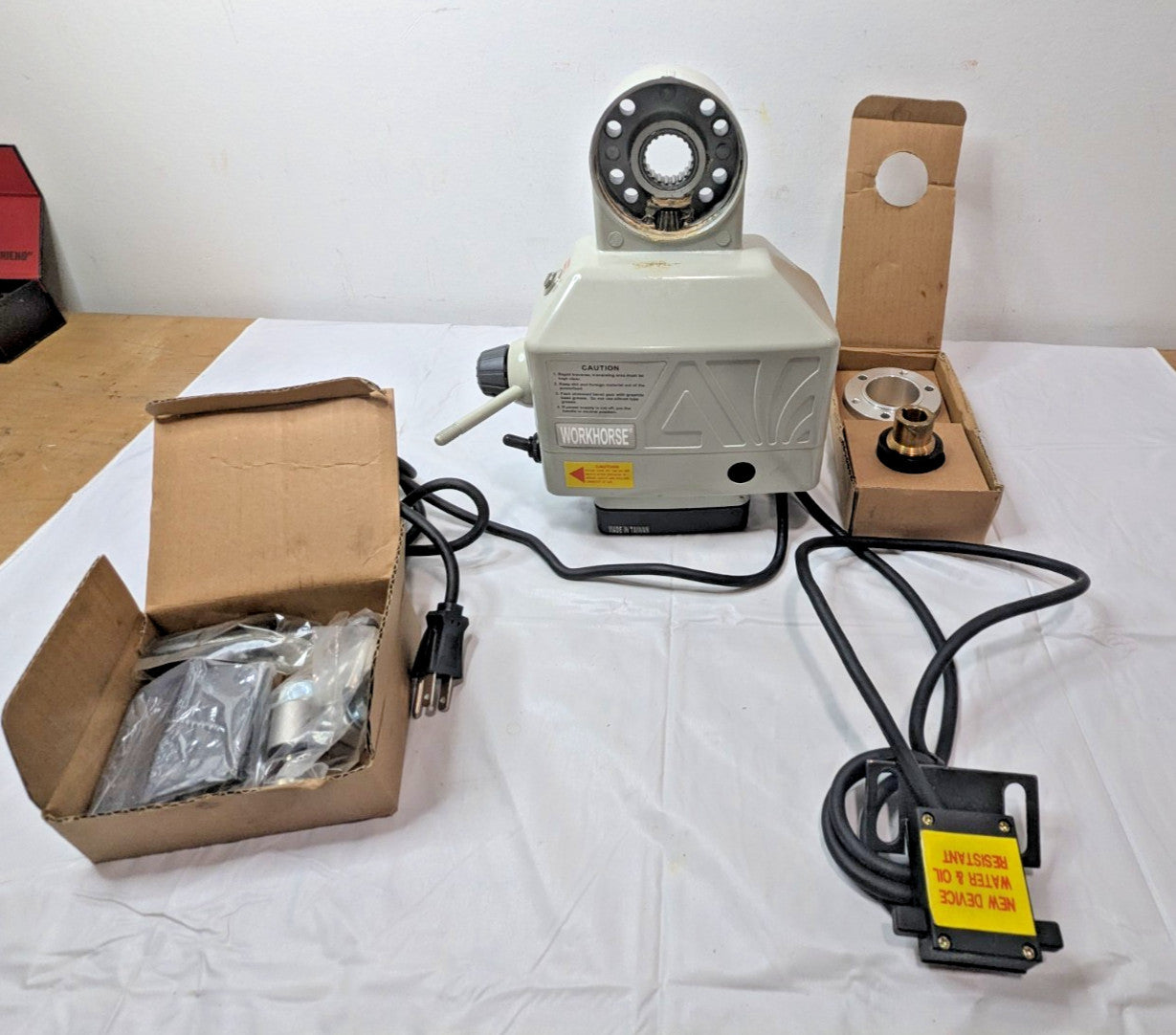 WORKHORSE Milling Machine Power Feed 780 In/Lb Max Y-Axis Cross Feed AL-500PY