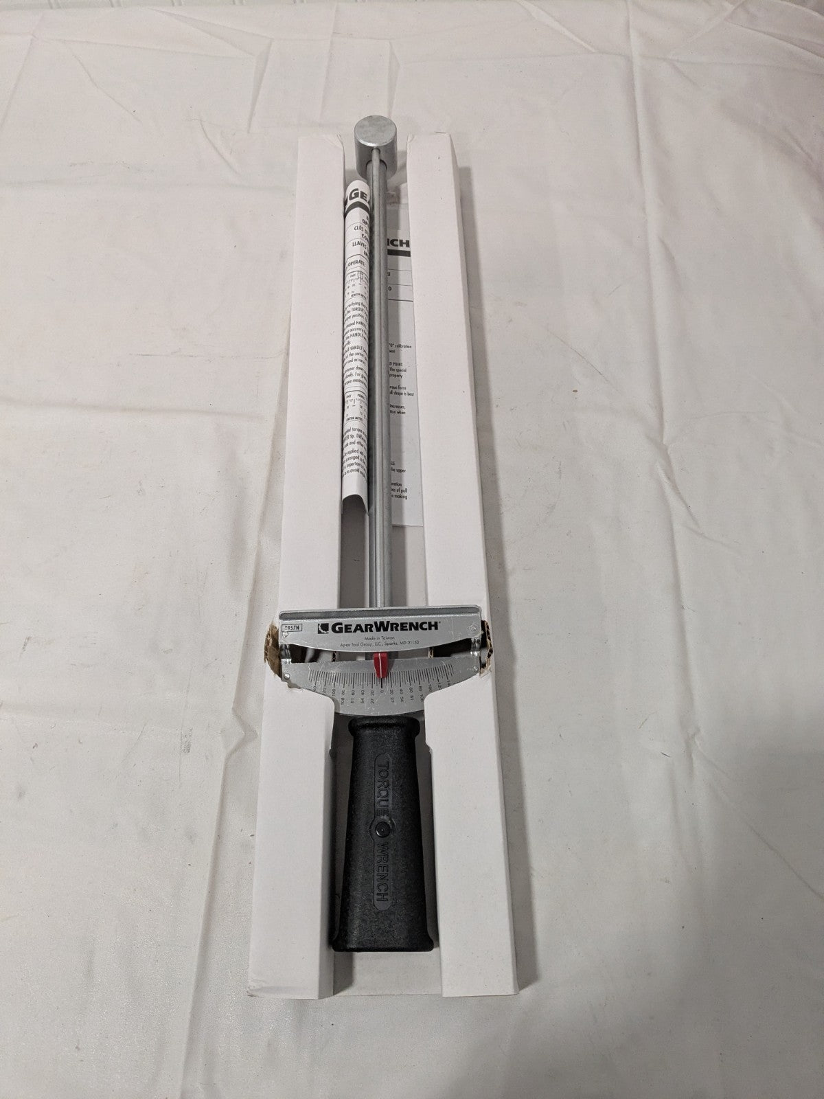 GEARWRENCH Torque Wrench 1/2 In Drive Beam 0 to 150 ft/Lbs 2957N