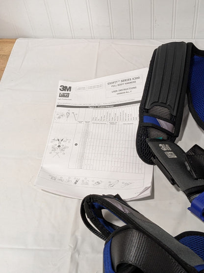 DBI-SALA Fall Protection Harnesses: 420 Lb, Vest Style, Size Large 7012816115