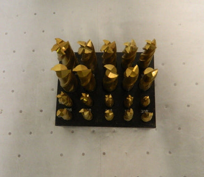 Pro 3/16" to 3/4" 2 and 4 Flute 20 Piece Square End Mill Set 320-0000
