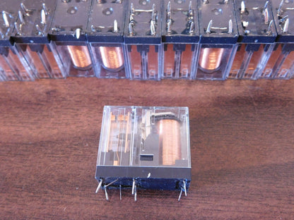 Omron PCB General Purpose Relay DPDT 24CDC Semi-Sealed - LOT OF 100 G2R-2-DC24