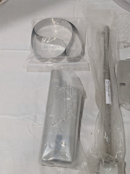 Abanaki Belt Oil Skimmer: 1.00 GPH, 18" Reach, with Motor SMMS1-18