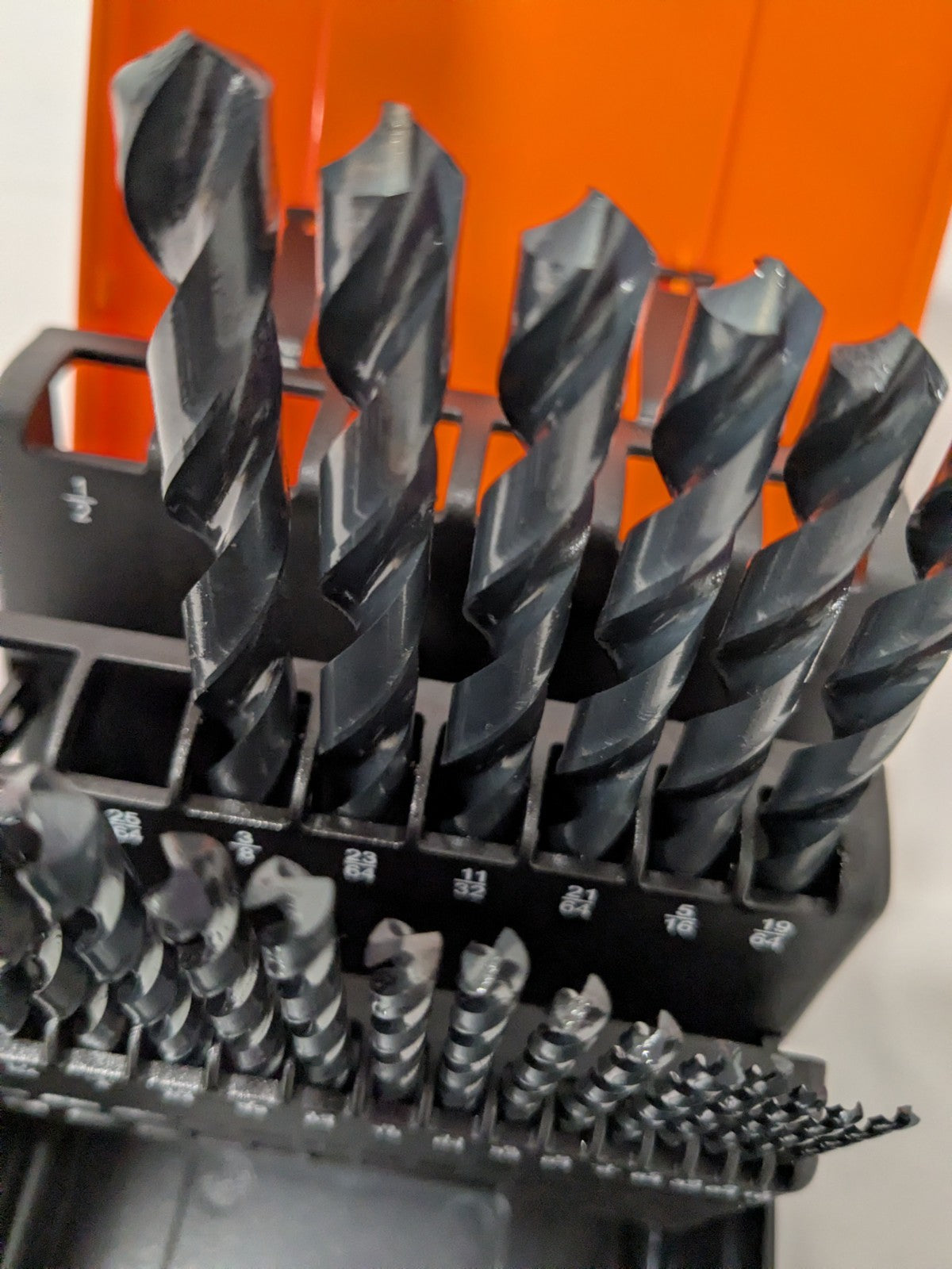 Hertel Drill Bit Set: Reduced Shank Drill Bits, 21 Pc, 118 ° INCOMPLETE 02499515