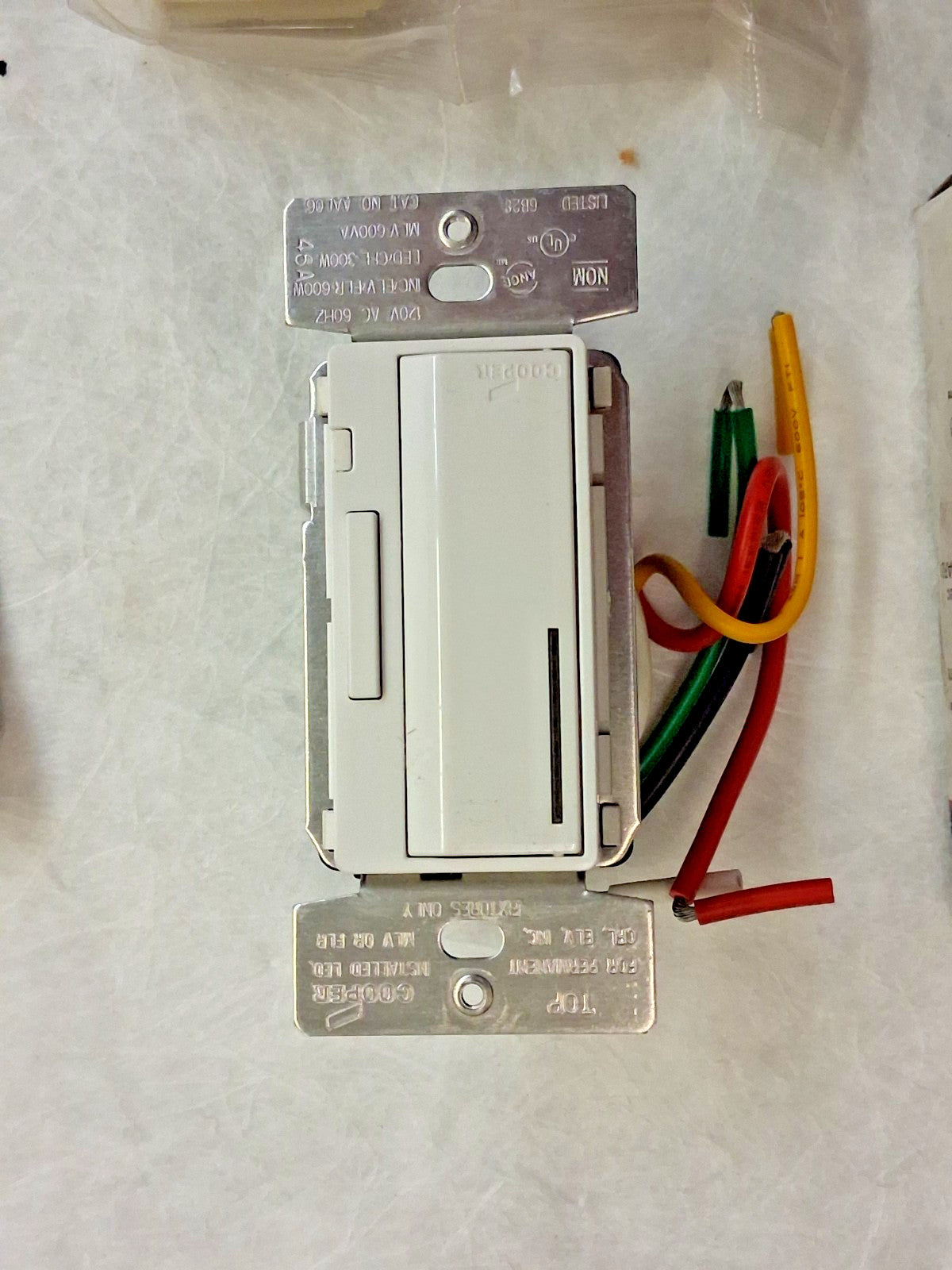 Cooper Eaton Dimmer Smart Master All-Load Smart Dimmer AAL06C1