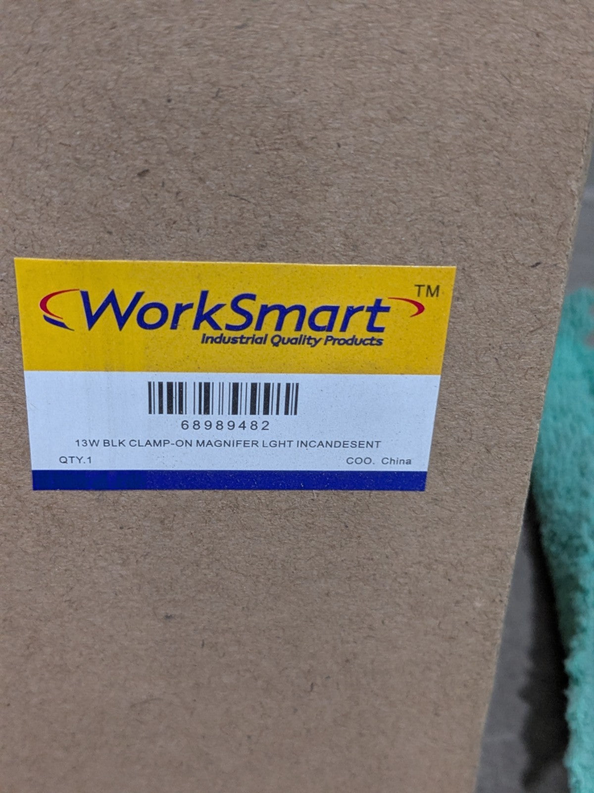 WorkSmart Task Light: Incandescent, 40" Reach, Swing Arm, Clamp-On 68989482