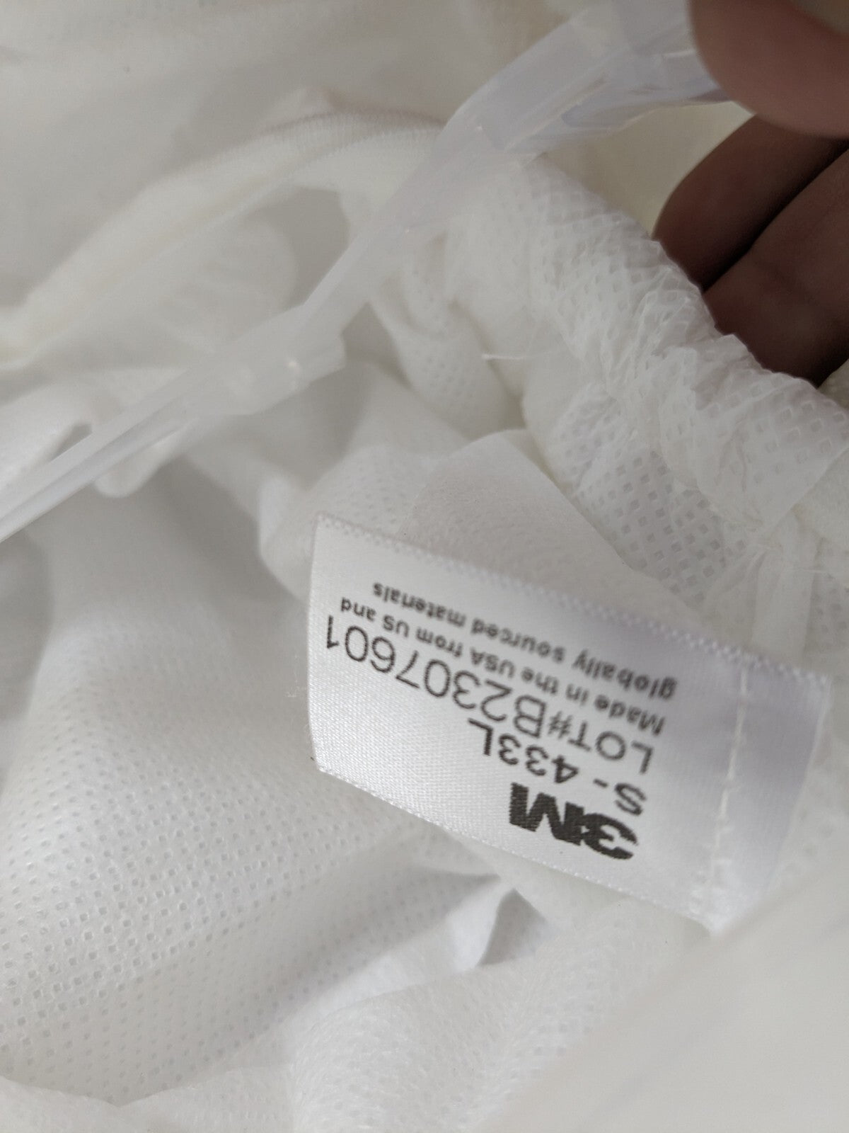 3M PAPR & SAR Hood Size Medium / Large Qty 11 7000029981