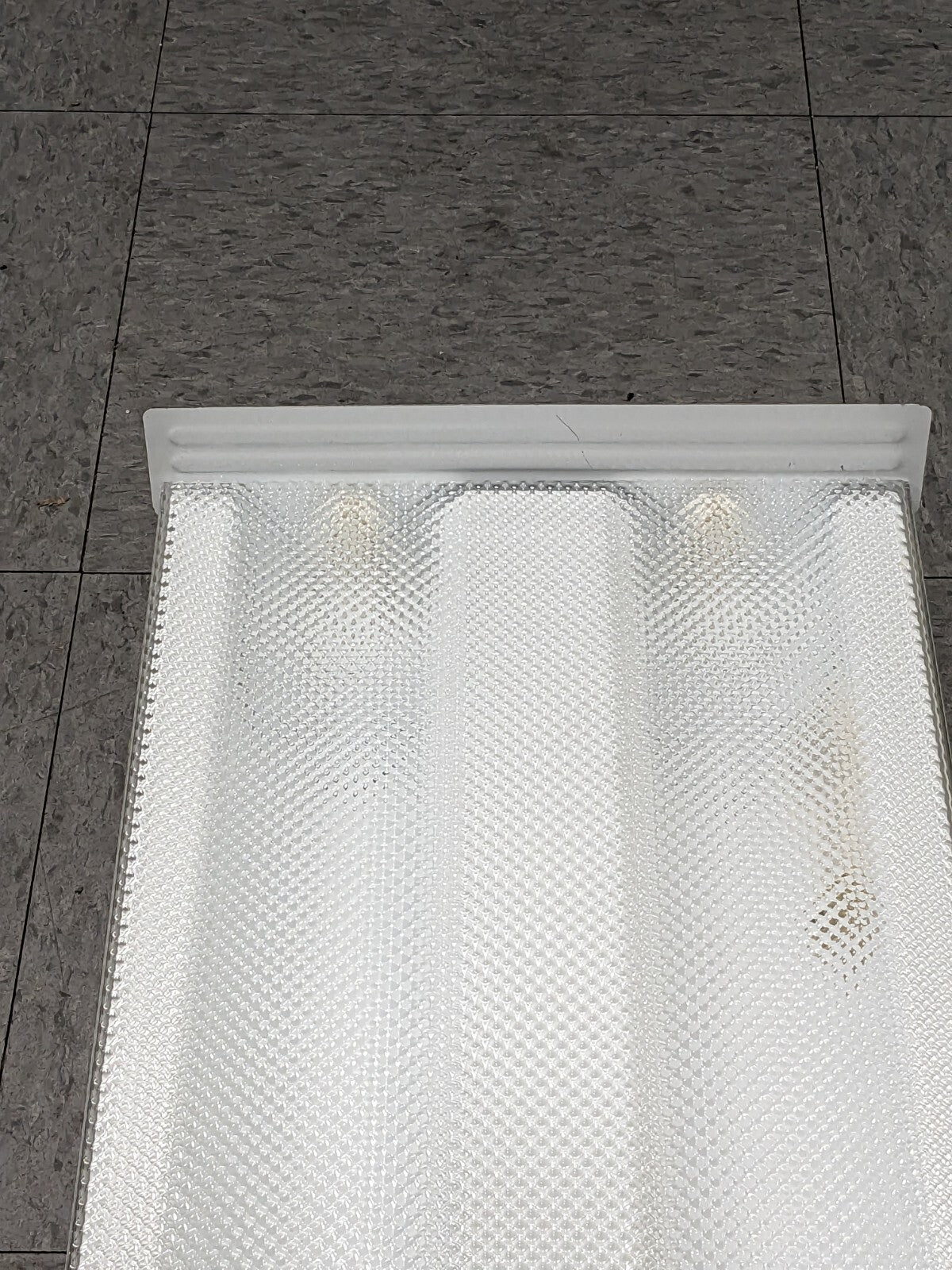 Coronet Fluorescent Wrap Fixture, 2', 2-Lamp, T8, 17W, 120V CA217MV
