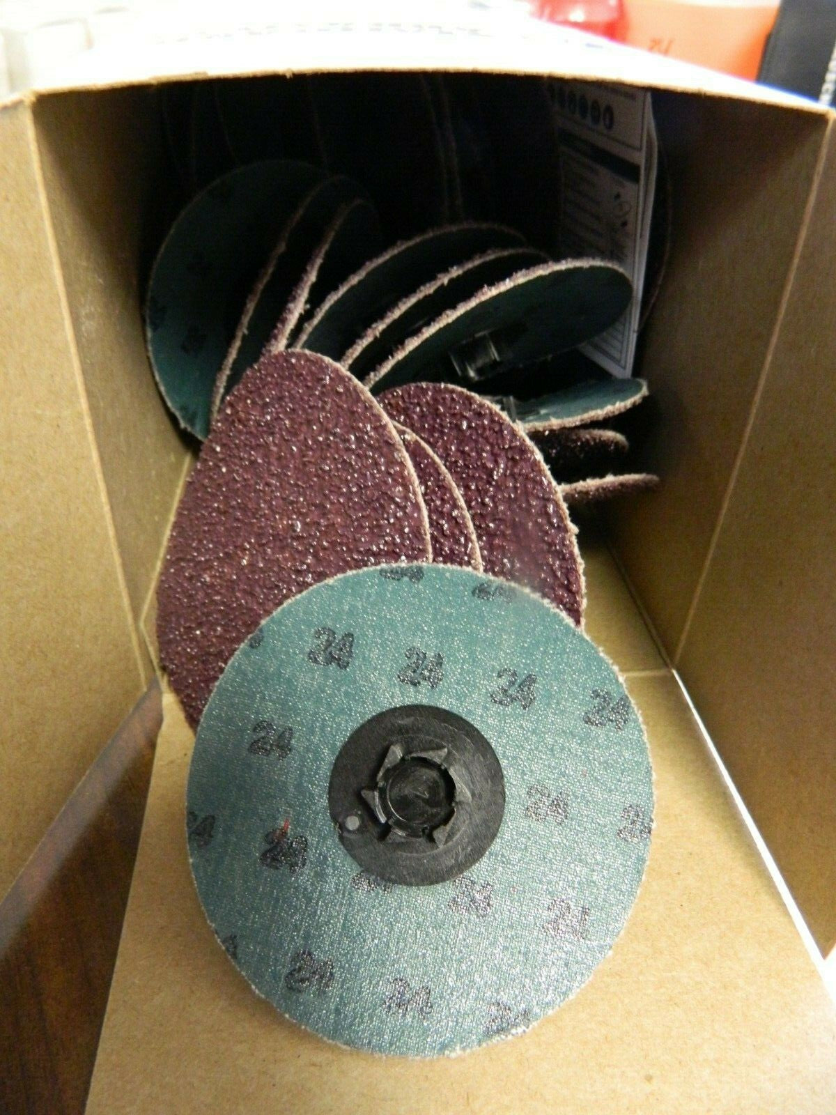 Standard 3" 24 Grit Aluminum Oxide Quick Change Disc Qty 50 572501