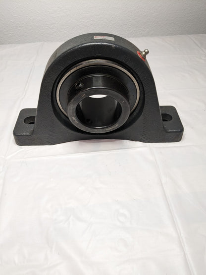 BROWNING 2-7/16 ID, 10-3/4 OAL x 6-3/16 OAH Pillow Block 765023