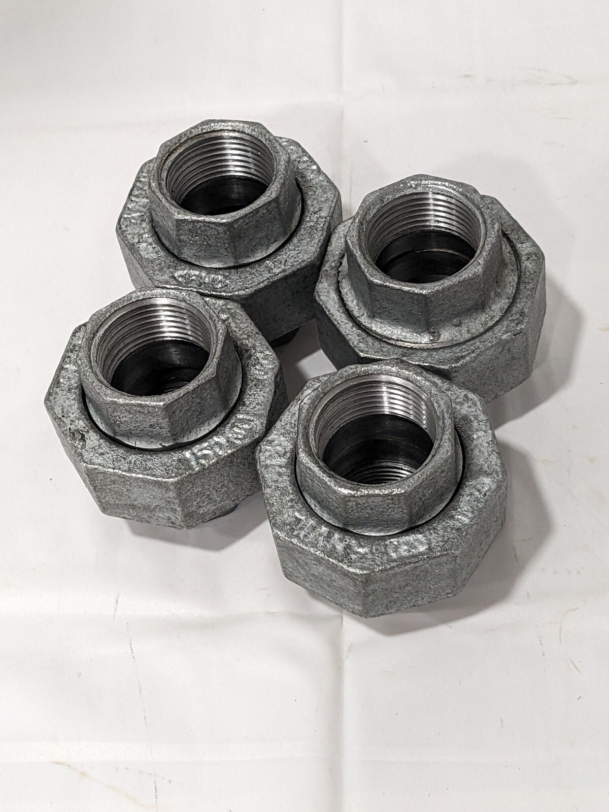 Malleable Iron Pipe Union: 1" Fitting Qty 4 1.NU