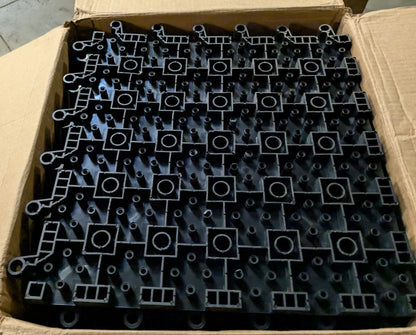 CASE of 10 Wearwell ErgoDeck Modular Anti-Fatigue Mat Black 566.78x18x18BK-CS10