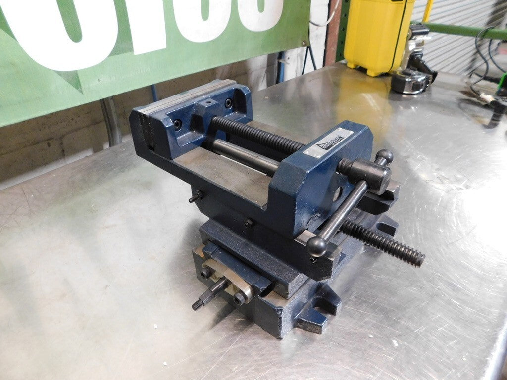 GIBRALTAR Horizontal Drill Press Vise 6Jaw Cap x 2 INCOMPLETE 428-83162