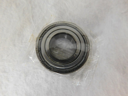 SKF  Double Shield Deep Groove Radial Ball Bearing 20mm BD QTY 2 6004 2ZJEM