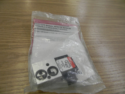 ARO 1/8", 4-Way Body Ported Stacking Solenoid Valve W/Speed Control P211SC-012-D