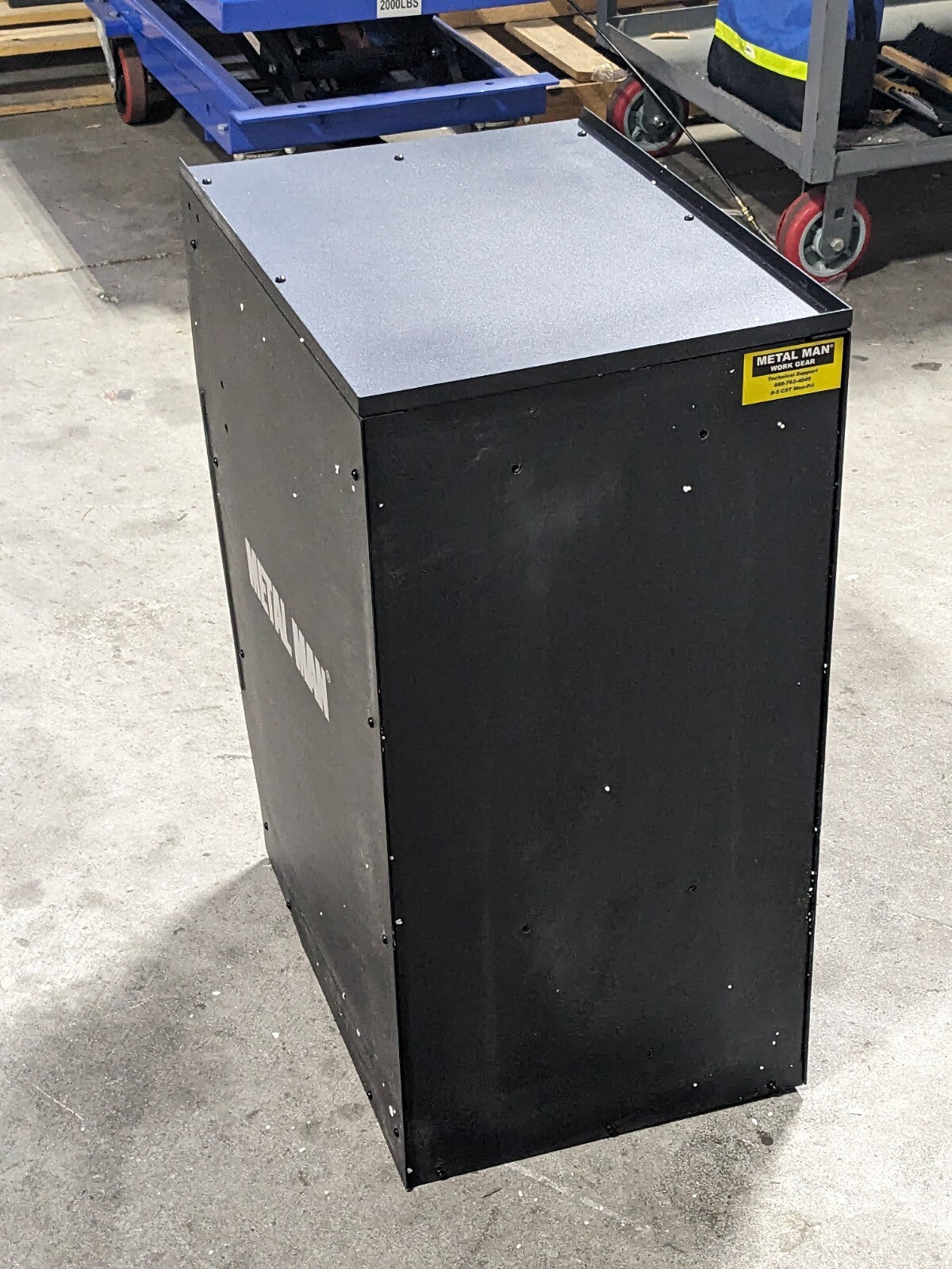 Metal Man Deluxe Welding Tool Box Storage Cabinet 4 Drawer DWC1 Scratch N Dent