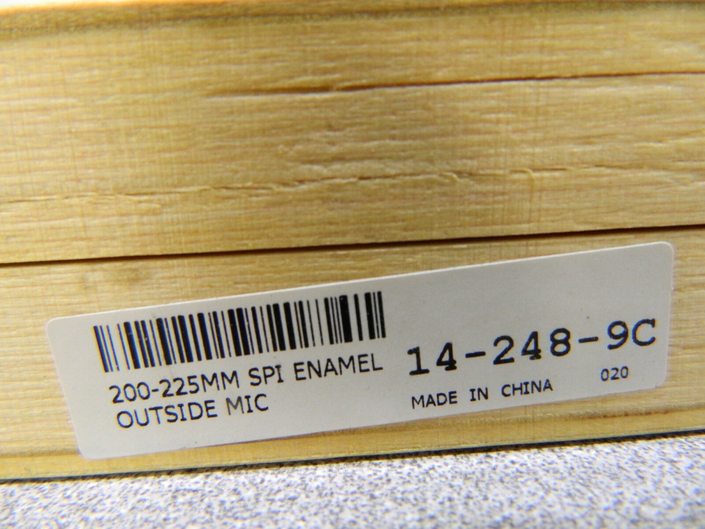 SPI Mechanical Outside Micrometer 200 to 225mm Range 0.01mm Graduation 14-248-9C