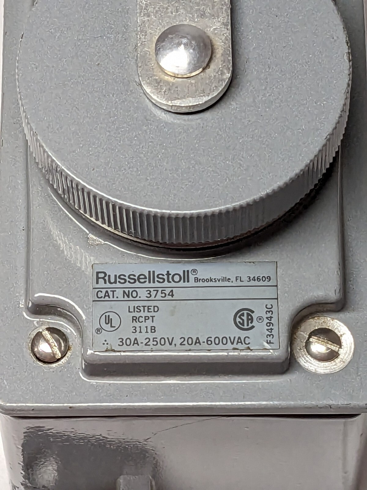 Russellstoll 30A 250V 20A 600VAC Water Tight Receptacle 3754