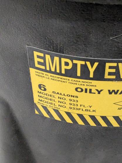 Eagle 6 Gallon Capacity, HDPE Waste Can with Foot Lever 933FLBLK