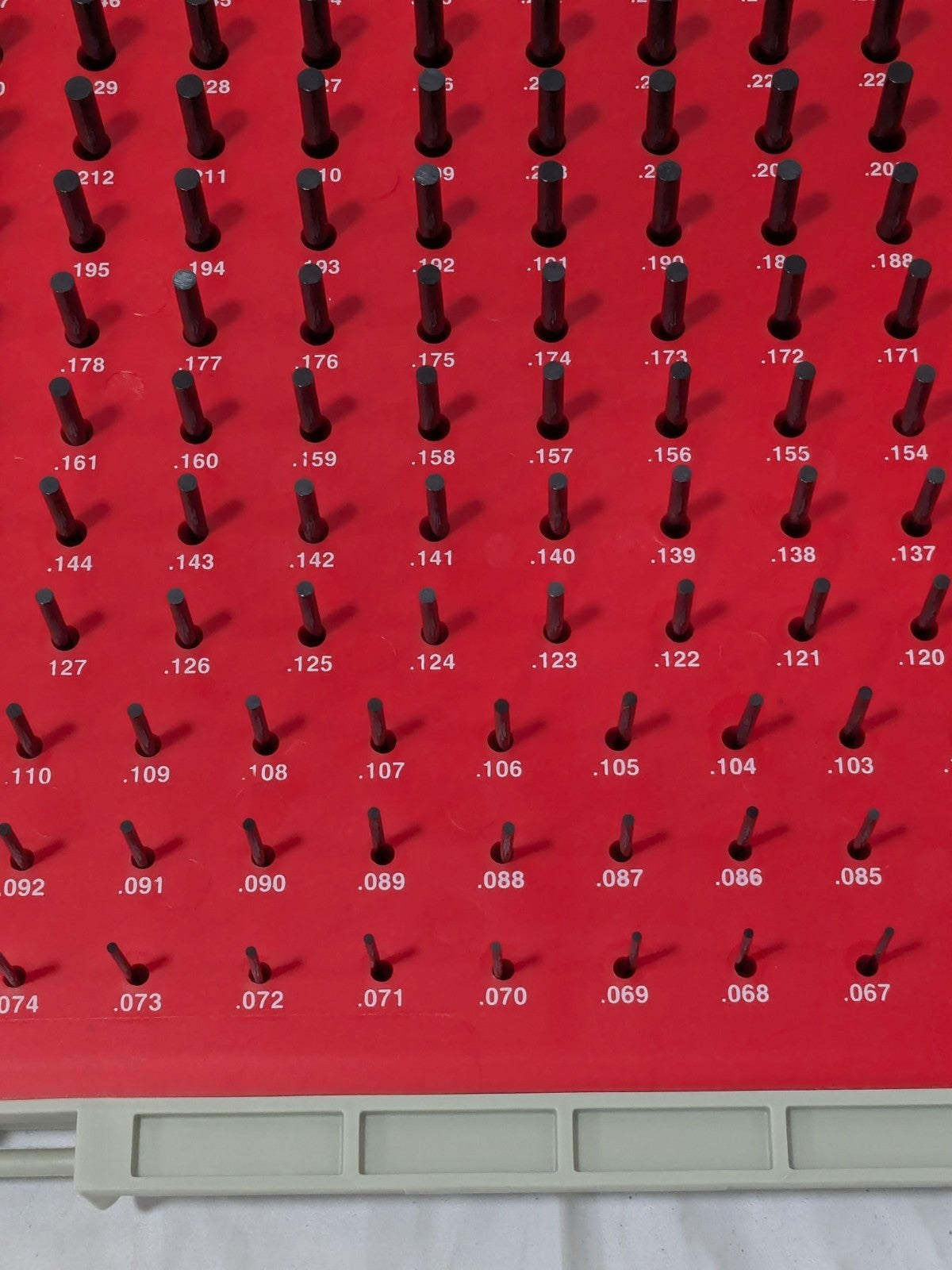 Vermont Gage 190 Pc Class ZZ Plug Gage Set: 0.061 to 0.25" Range 901100400