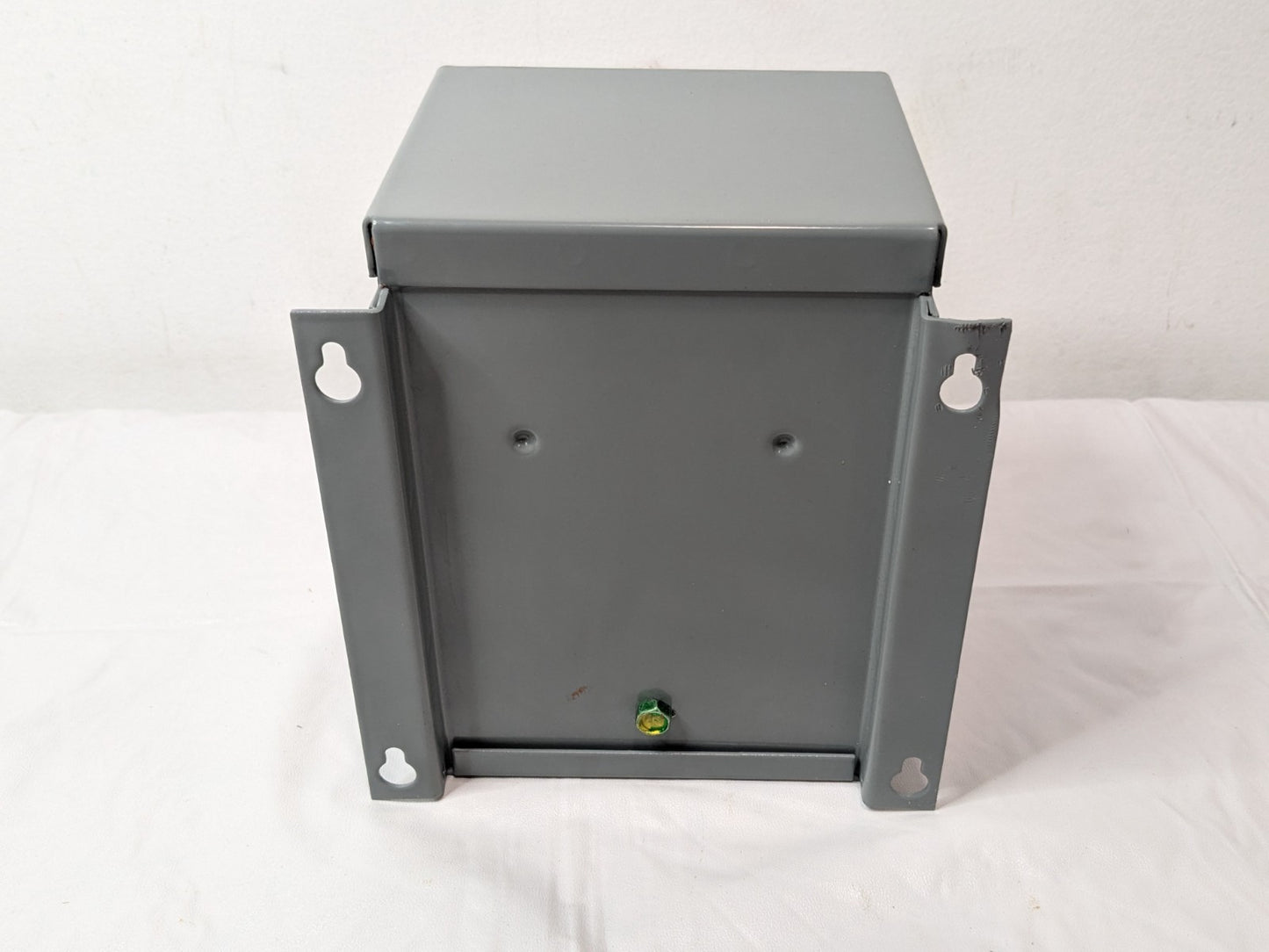 Square D General Purpose Transformer 1 Phase 120/240V 750SV1F
