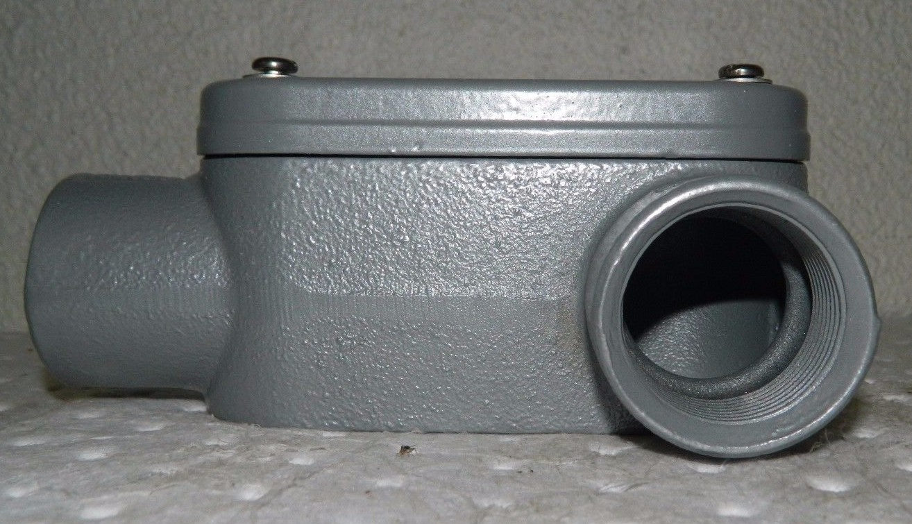 Hubbell Killark IMC and Rigid Iron Conduit Body 1-1/4" Trade L 7 Form Qty 2 L47