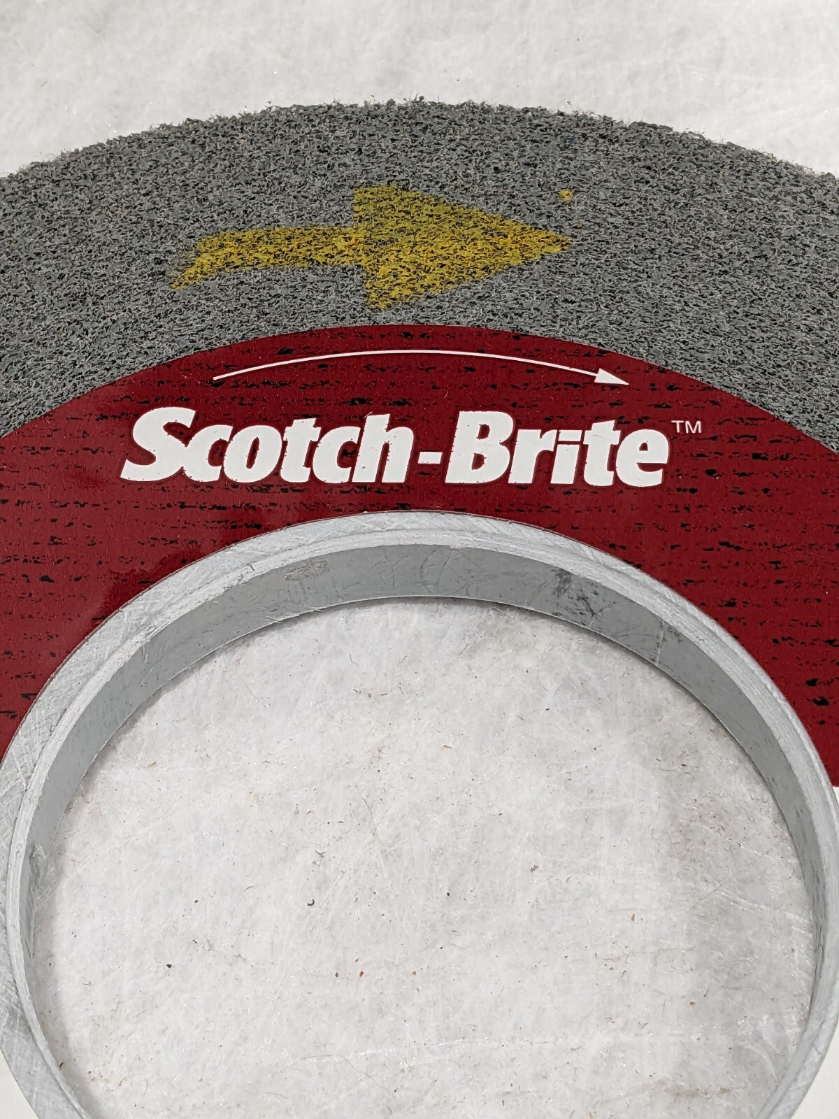 3M Deburring Wheel: 8" Dia, 1/2" Face Width, 3" Hole, Density 8 7000000732