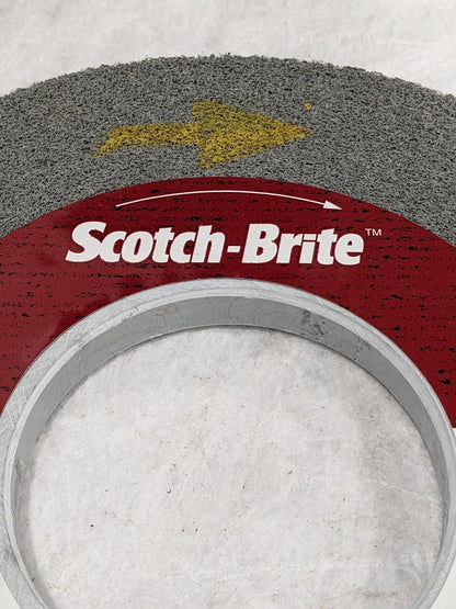 3M Deburring Wheel: 8" Dia, 1/2" Face Width, 3" Hole, Density 8 7000000732