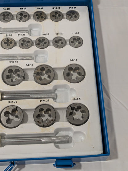 110 Piece Tap & Die Set #4-40 to 3/4-16 Taps NPT, UNC & UNF 03959137