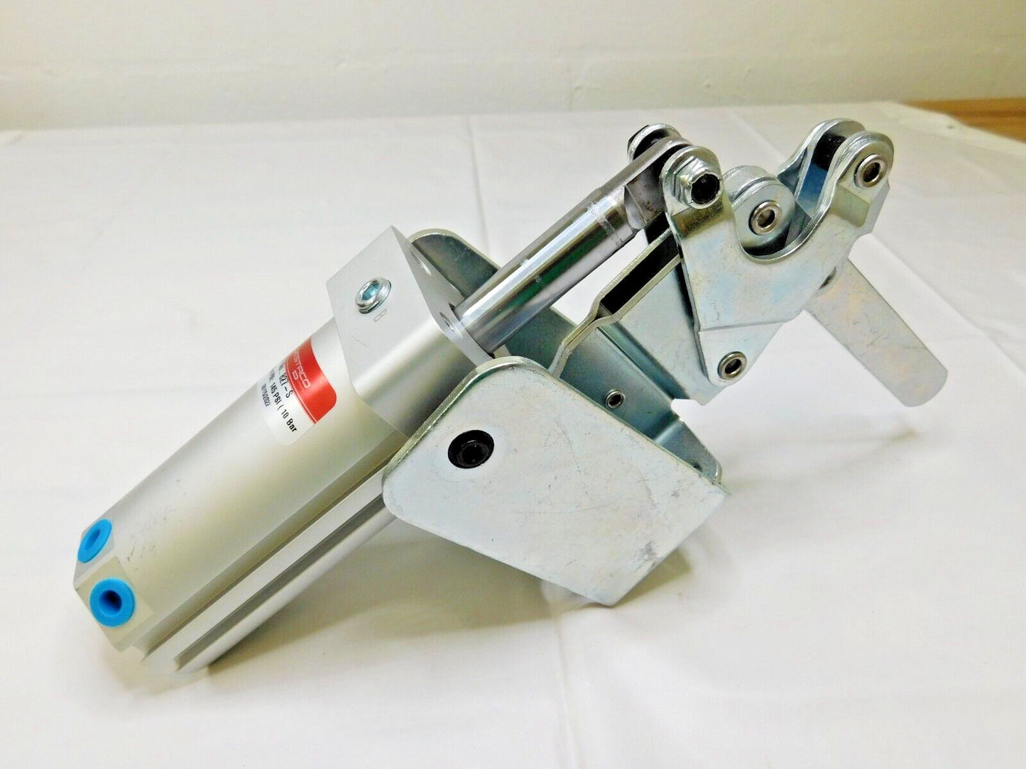 DESTACO Pneumatic Hold Down Toggle Clamp 827-S