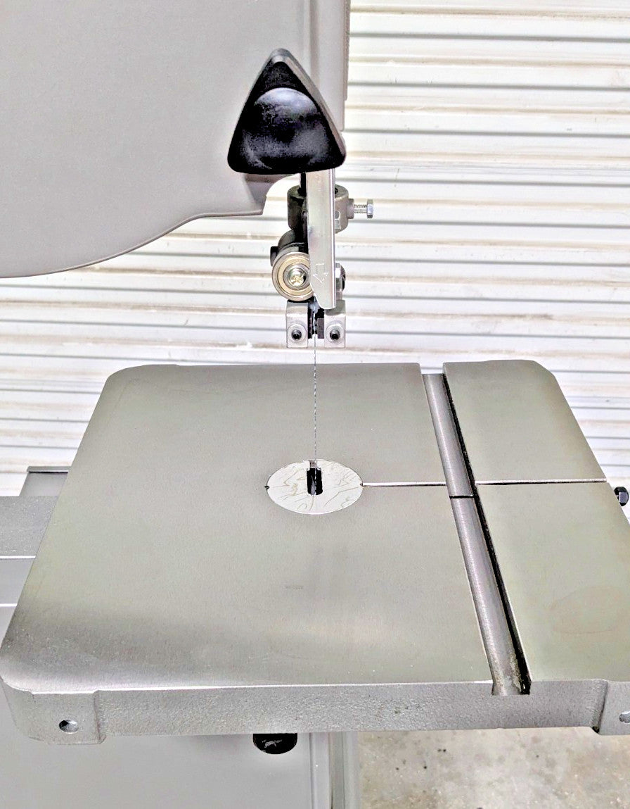 JET J8201-K Vertical Bandsaw  13-1/2" Depth  115V 1HP   *SCRATCH &amp; DENT