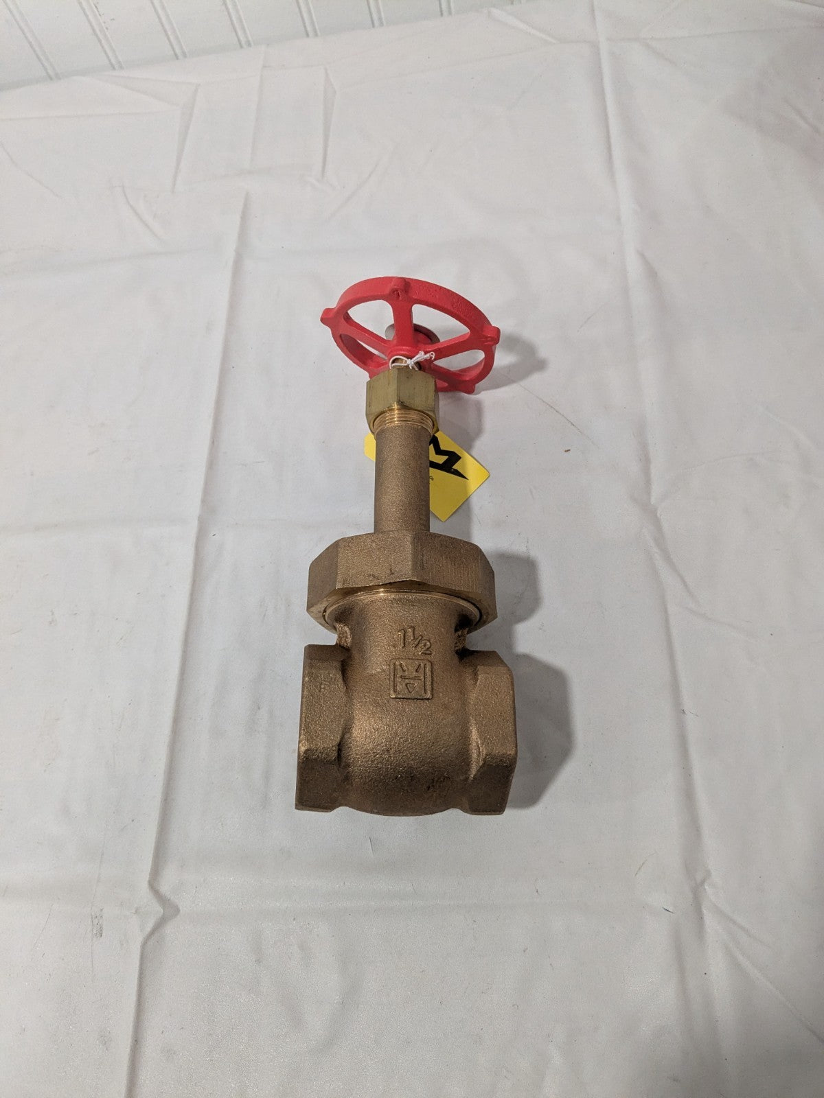 Milwaukee Gate Valve: Gate, 1-1/2" Pipe, Threaded (NPT), Bronze 1151-112
