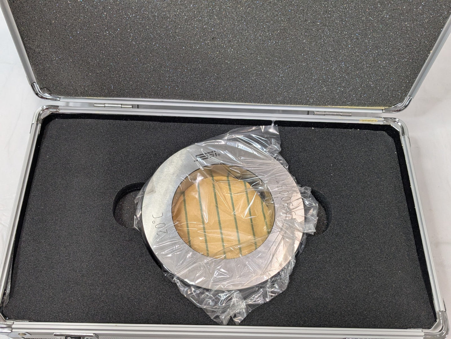 SPI IP65 Electronic 3 Point Internal Micrometer 3.5" - 4.0" 17-632-1