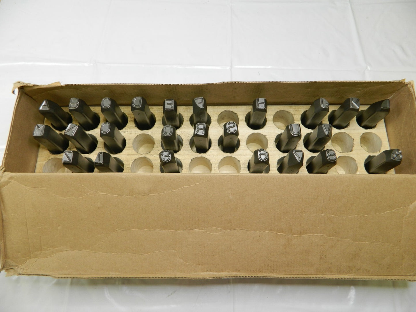 C.H. HANSON Heavy-Duty Stamp Set: 1/2 Character, 25 pc INCOMPLETE 21631