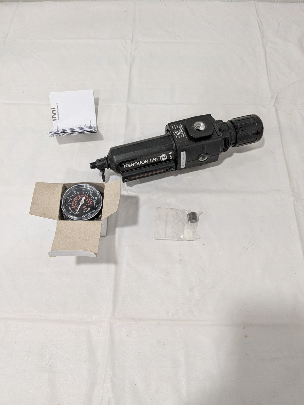 Norgren Excelon Air Filter / Regulator 5-150PSIG 3/8 B73G-3AK-QD3-RMG