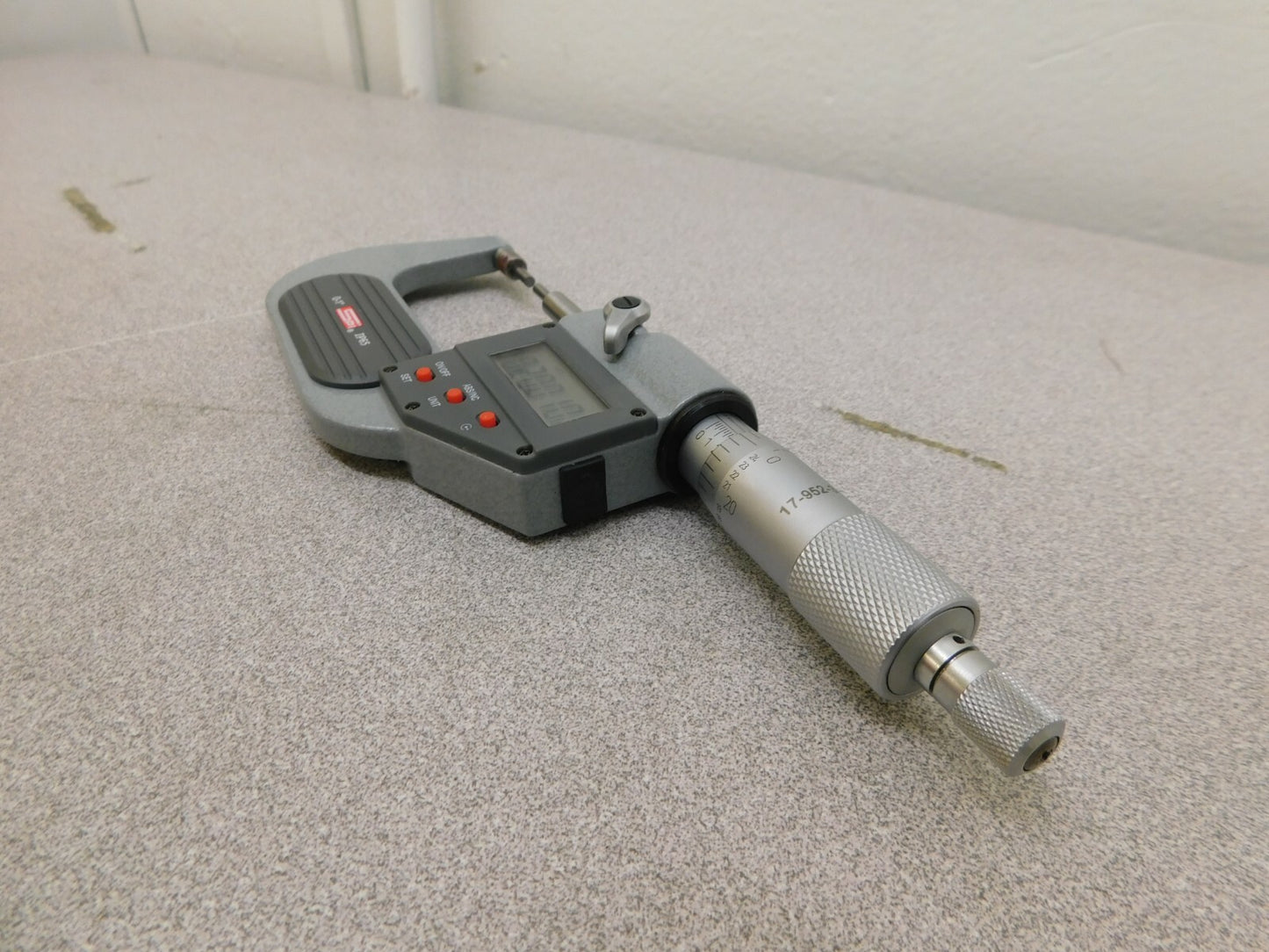 SPI Electronic Spline Micrometer 0-1 Range 0.00005 Grad 17-952-3 PARTS/REPAIR