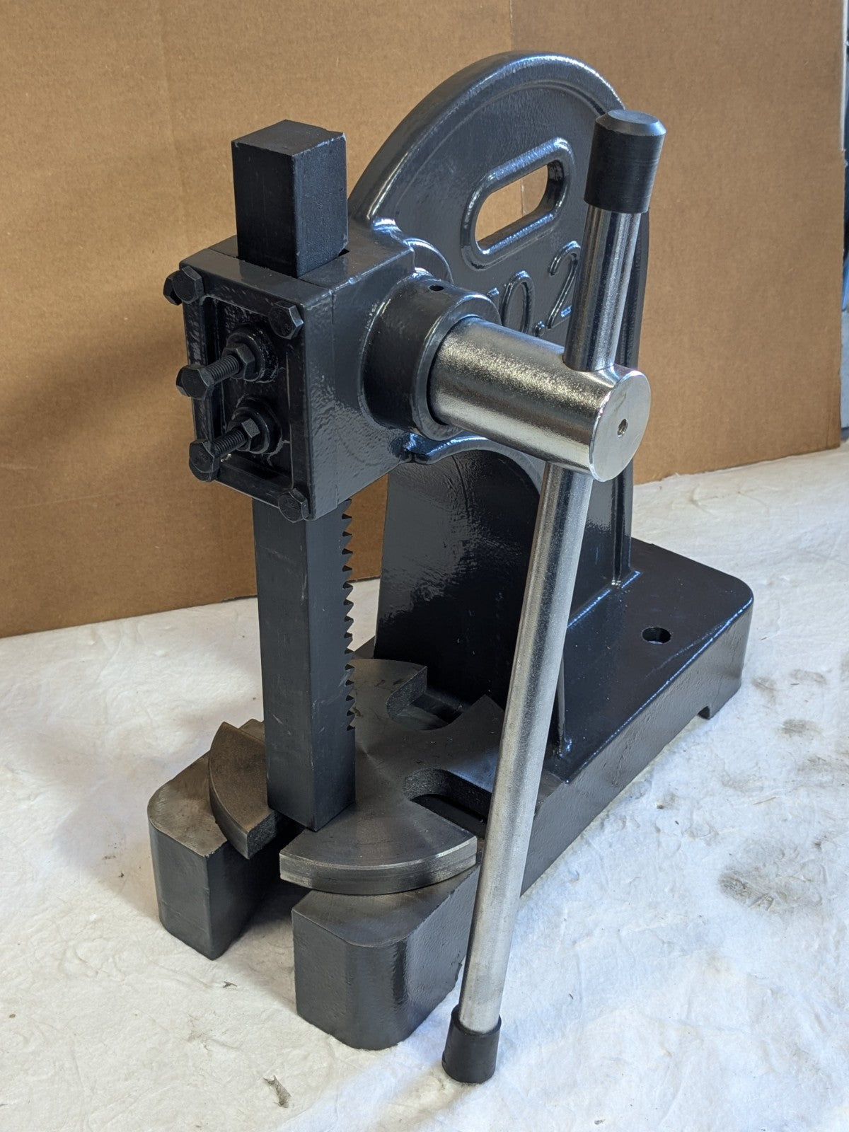 Single Leverage Manual Arbor Press 2 Ton Pressure 14" Stroke 1-5/8" Ra
