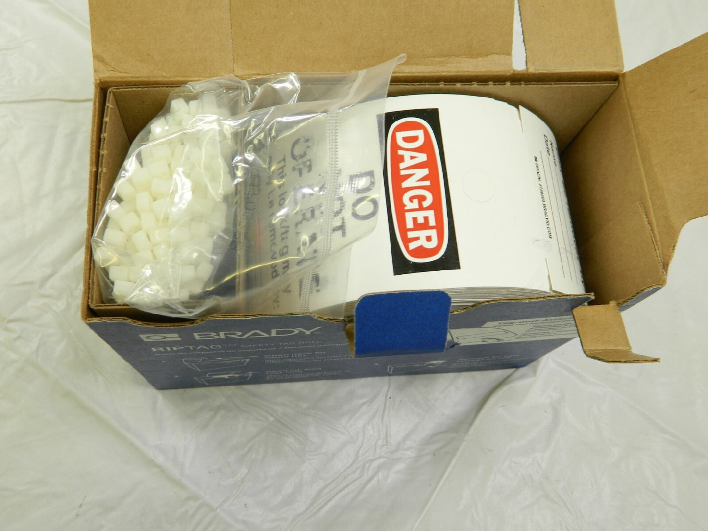 BRADY Do Not Operate Tag: Polyester, DANGER 5-3/4" High Qty 250 150504