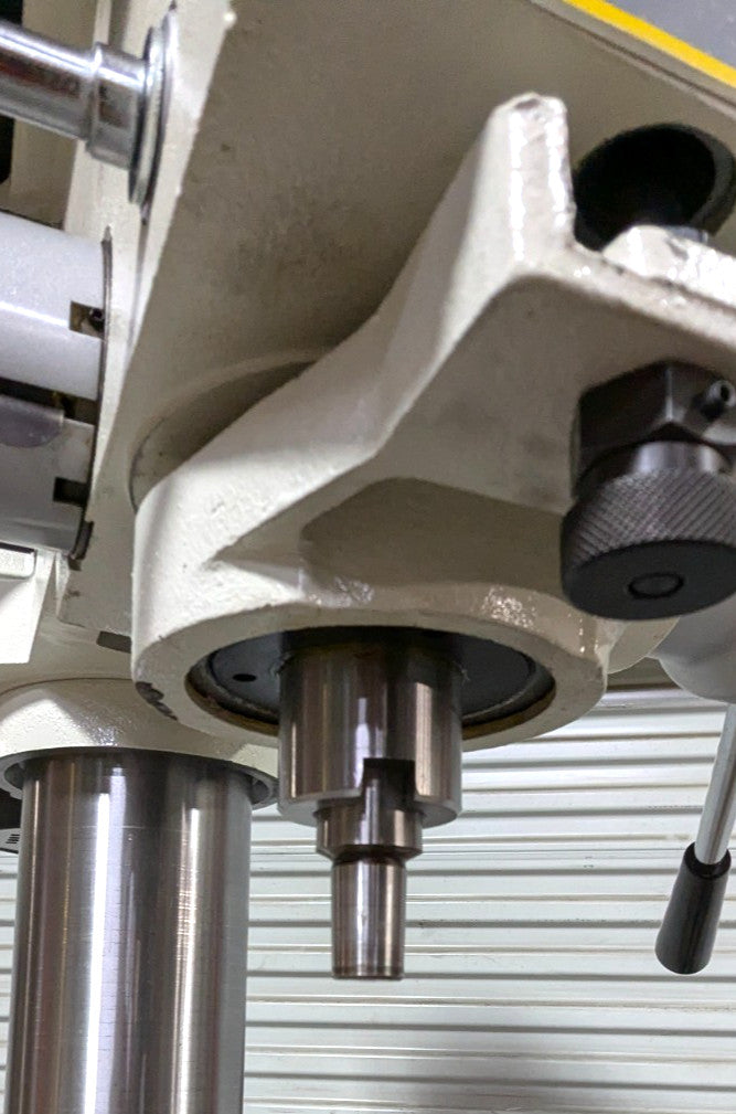 VECTRAX RF-401VS/1VTX  20" Drill Press  1-1/2HP  220V  *Needs Electrical Re