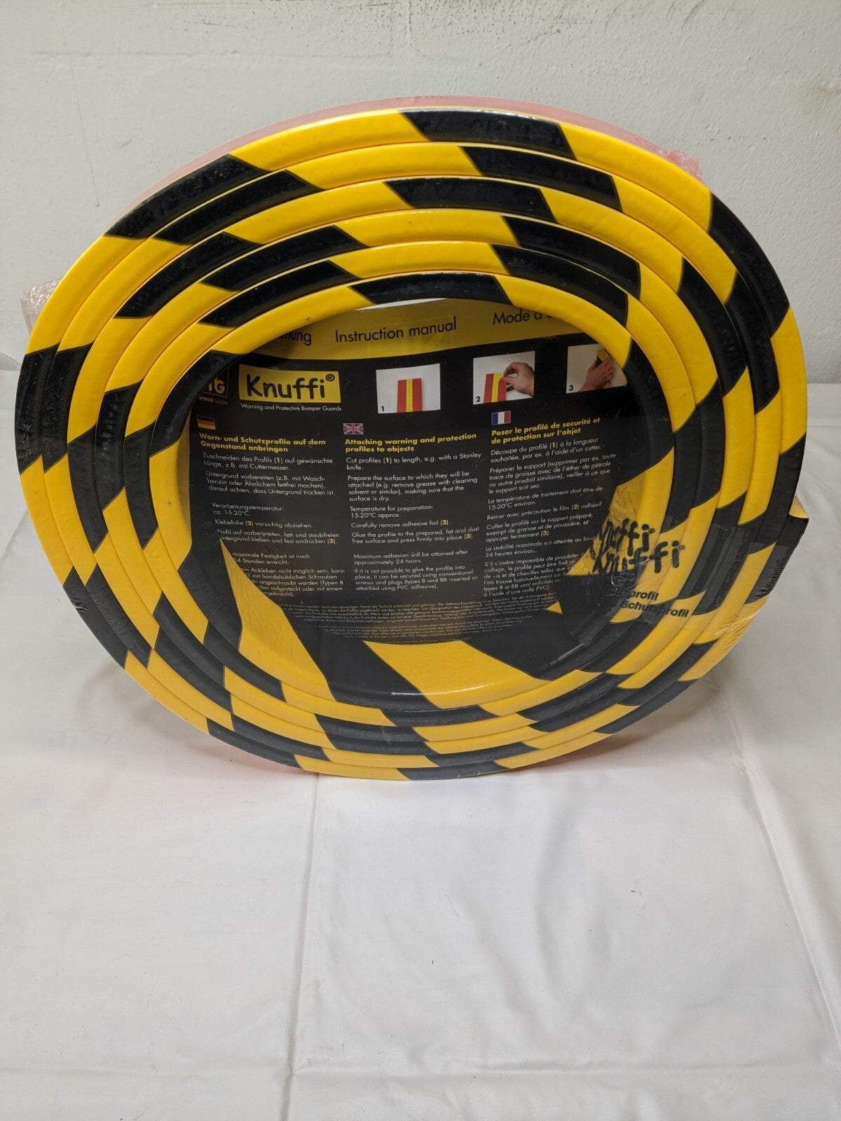 Knuffi Type F Flat Surface Protection Foam 16' roll - Black/Yellow 82-5397-