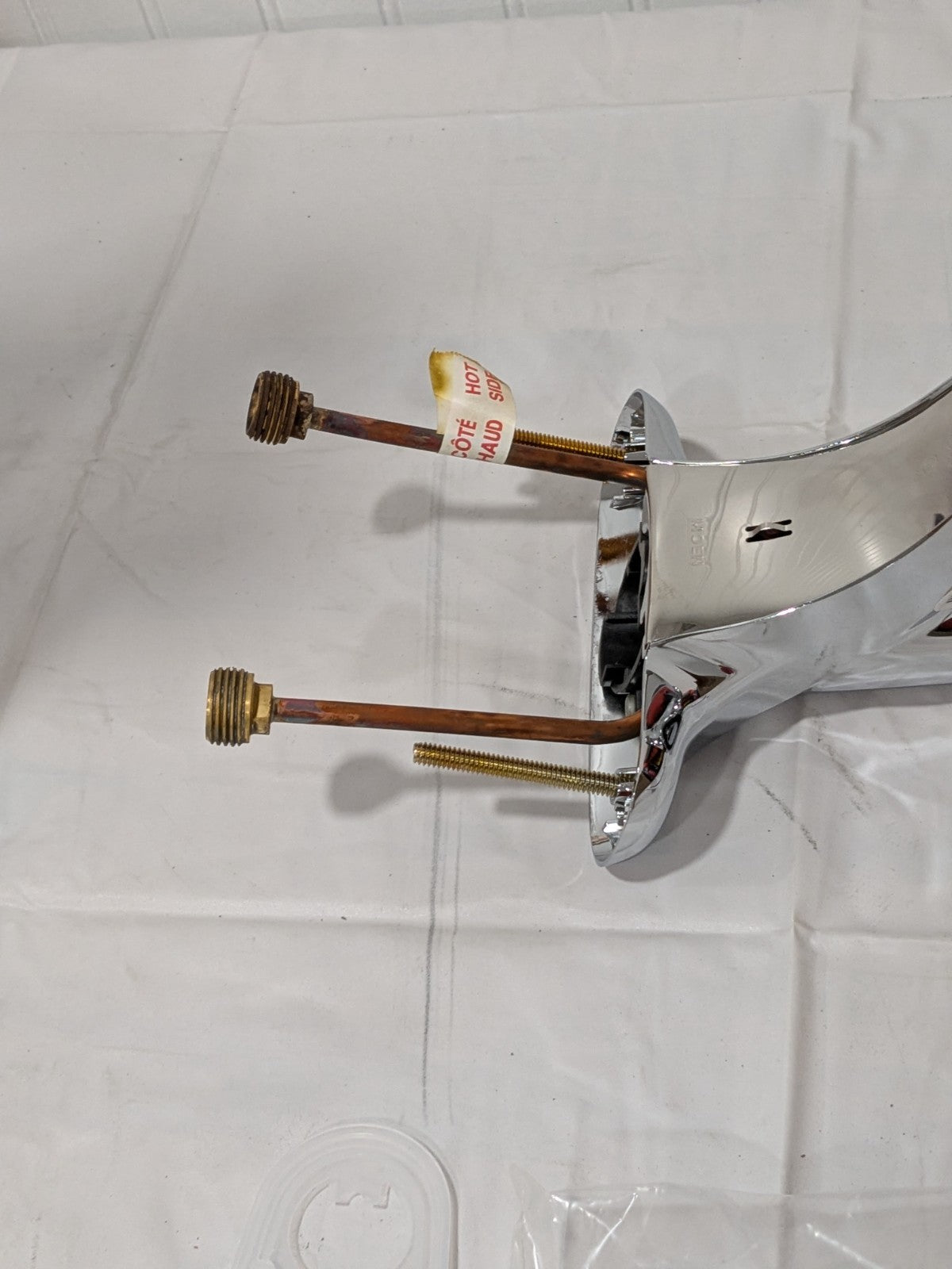 Moen Lever Handle, Deck Plate Bathroom Faucet 8430