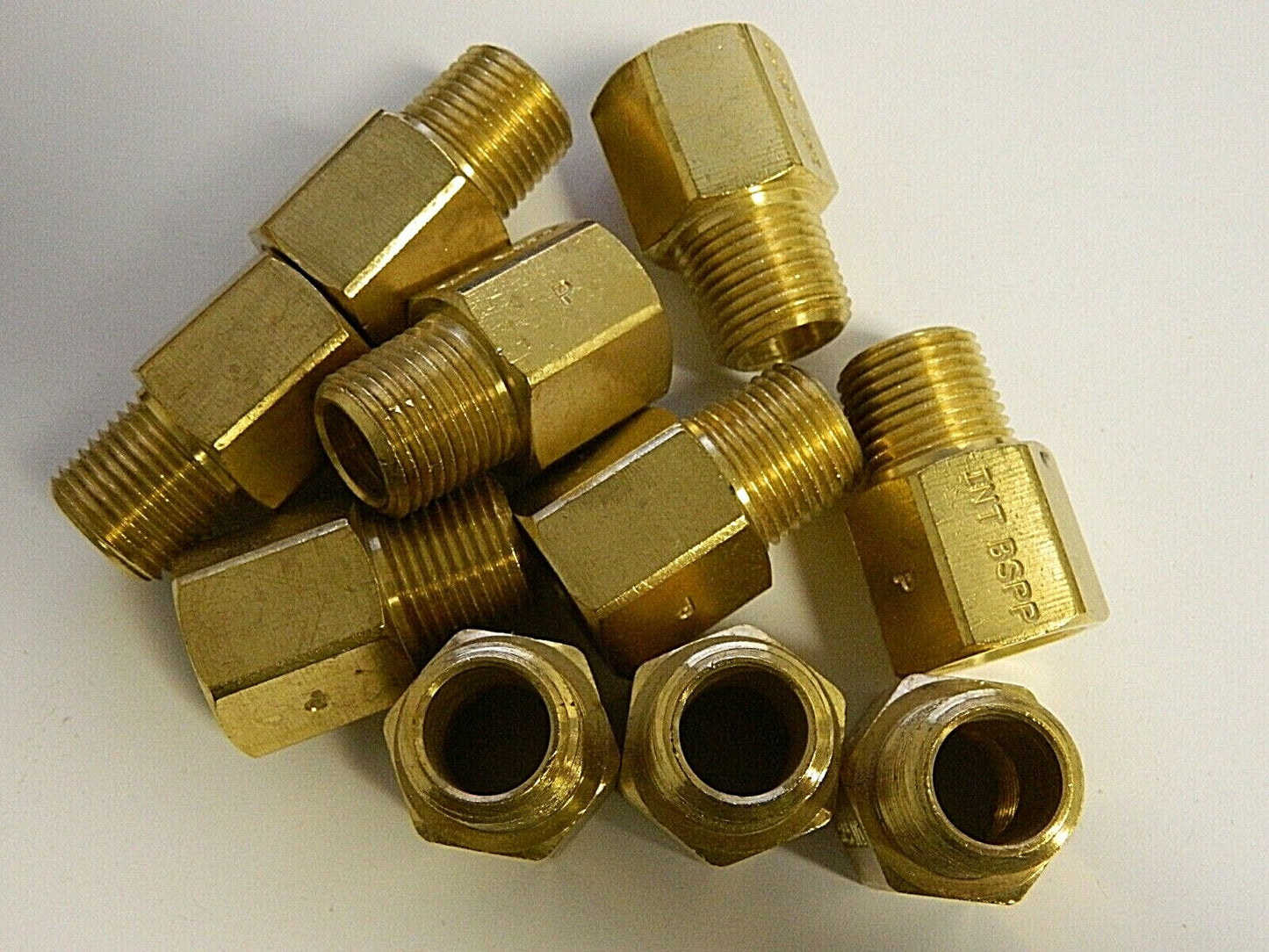 Parker 1/2 Male 1/2 Female MNPTF x FBSPP 1-1/16" Hex Industrial Pipe Adap Q