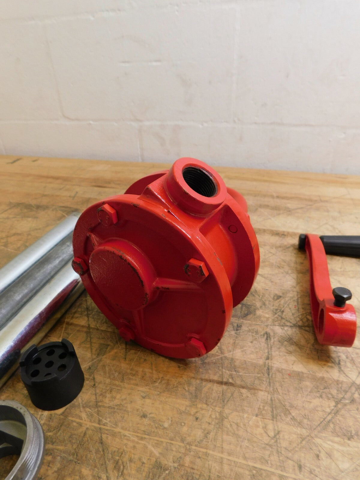 Pro-Grade Cast Iron Hand Operated Siphon Pump 1" Outlet WS-PU-ROTA1-1