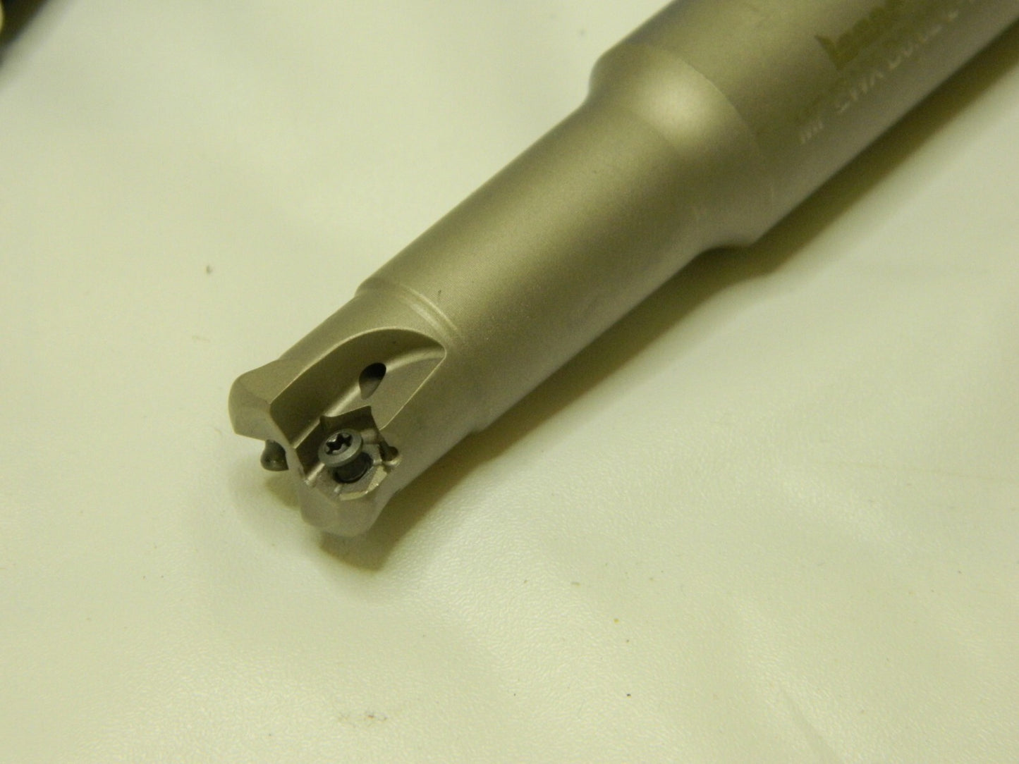 Iscar Indexable & Chamfer End Mill 30° 0.35" to 5/8" 3/4" Shank 3106344